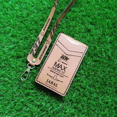 使用91看片下载安装打标及标记的工作证，展现美丽身份